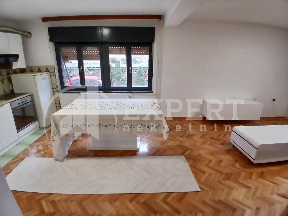 Slika 5 - Solunskih ratnika,  Lokal za izdavanje, 50m2, 170€