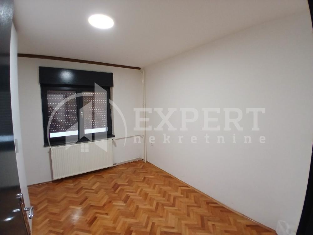 Slika 3 - Solunskih ratnika,  Lokal za izdavanje, 50m2, 170€