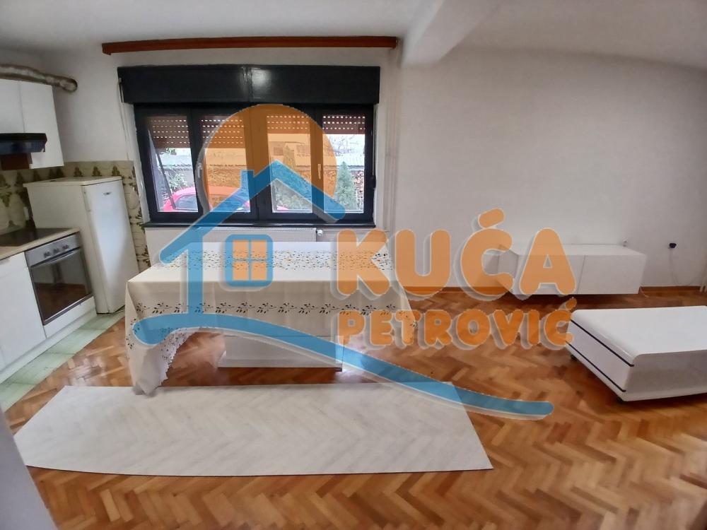 Slika 5 - Solunskih ratnika,  Lokal za izdavanje, 50m2, 170€