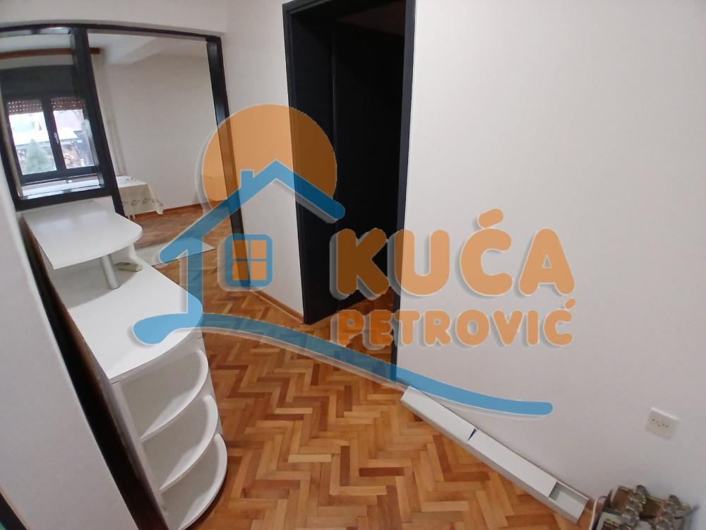 Slika 2 - Solunskih ratnika,  Lokal za izdavanje, 50m2, 170€