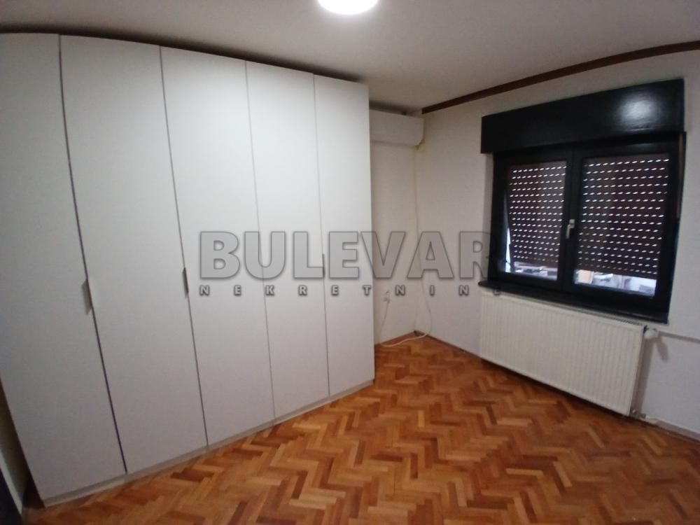 Slika 4 - Solunskih ratnika,  Lokal za izdavanje, 50m2, 170€