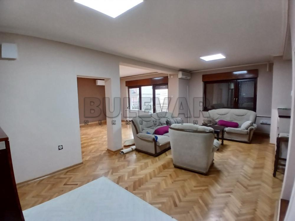 Glavna slika -Solunskih ratnika,  Lokal za izdavanje, 121m2, 430€