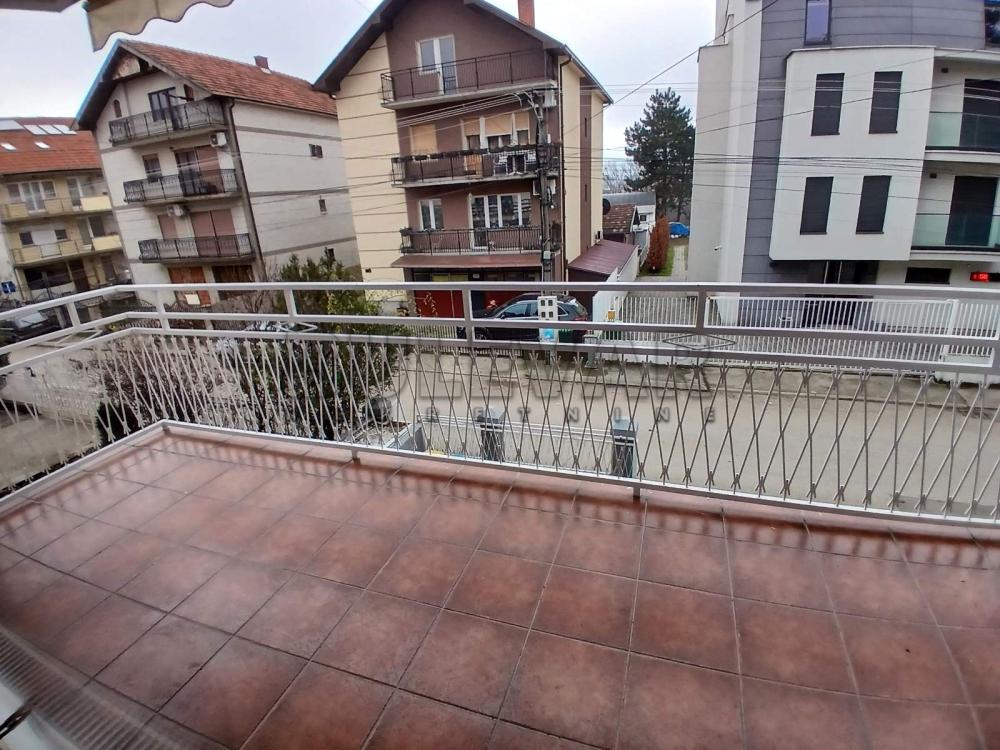 Slika 8 - Solunskih ratnika,  Lokal za izdavanje, 121m2, 430€