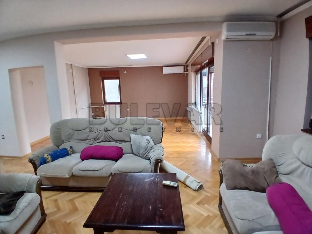 Slika 4 - Solunskih ratnika,  Lokal za izdavanje, 121m2, 430€