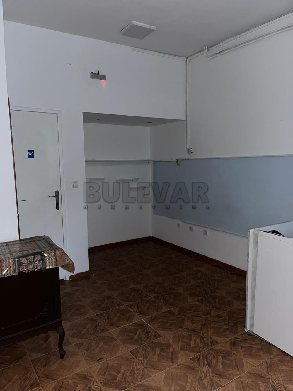 Slika 4 - 7. jula,  Lokal za izdavanje, 48m2, 350€