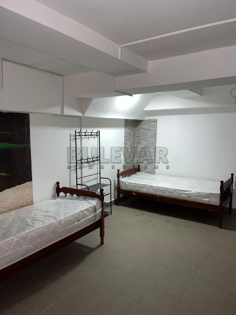 Slika 5 - 7. jula,  Lokal za izdavanje, 48m2, 350€