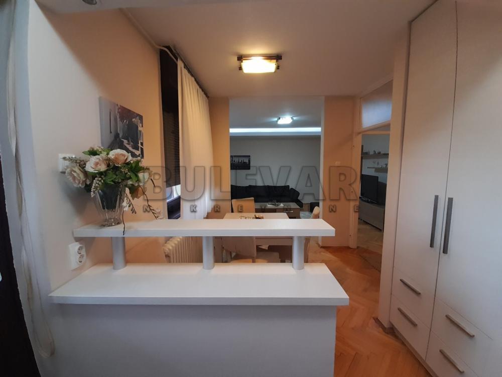 Slika 5 - Jovana Ristića, Trosoban stan za izdavanje, 67m2, 450€