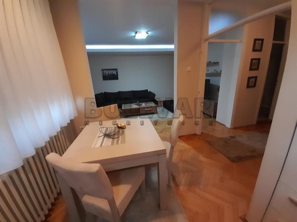 Slika 4 - Jovana Ristića, Trosoban stan za izdavanje, 67m2, 450€