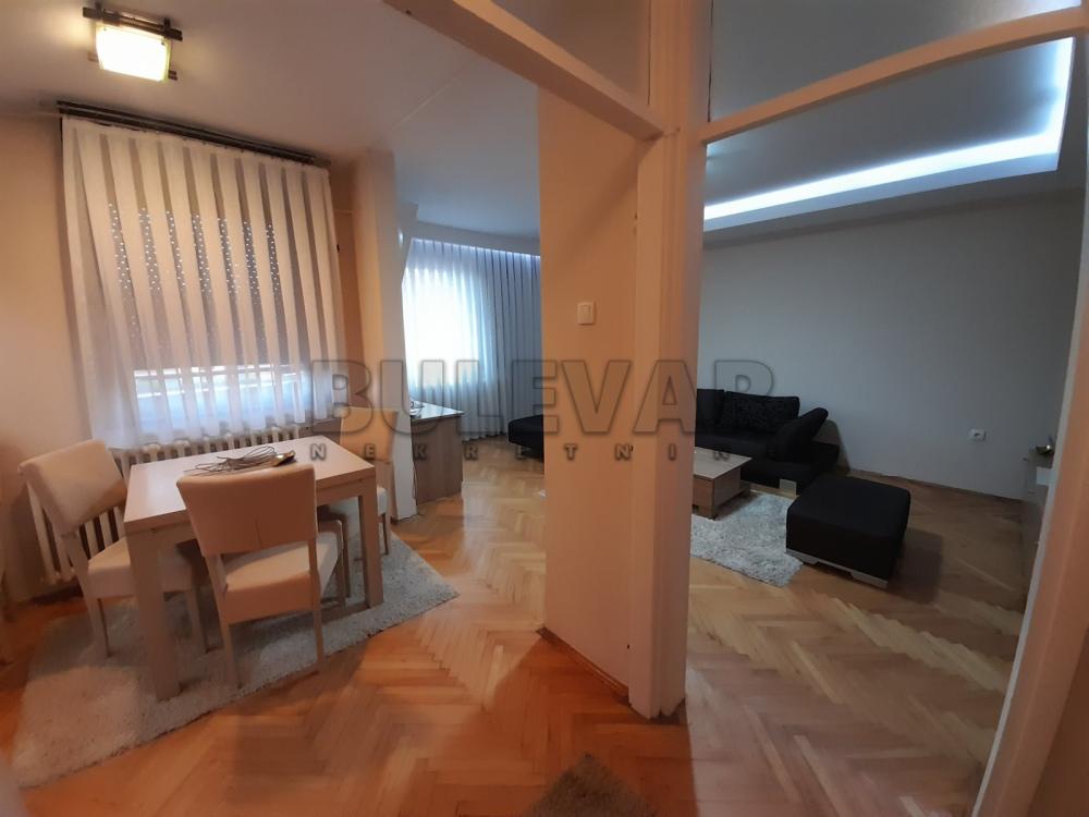 Slika 6 - Jovana Ristića, Trosoban stan za izdavanje, 67m2, 450€