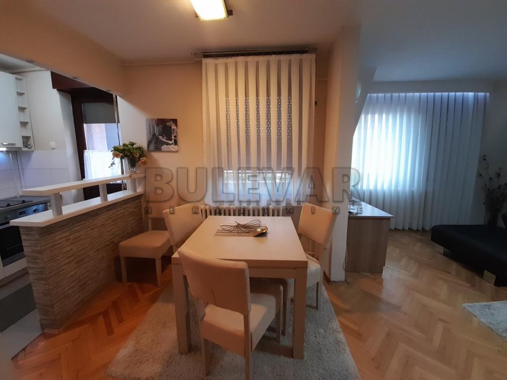 Slika 7 - Jovana Ristića, Trosoban stan za izdavanje, 67m2, 450€