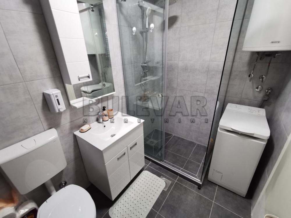 Slika 10 - Strahinjića Bana, Jednosoban stan za izdavanje, 45m2, 450€