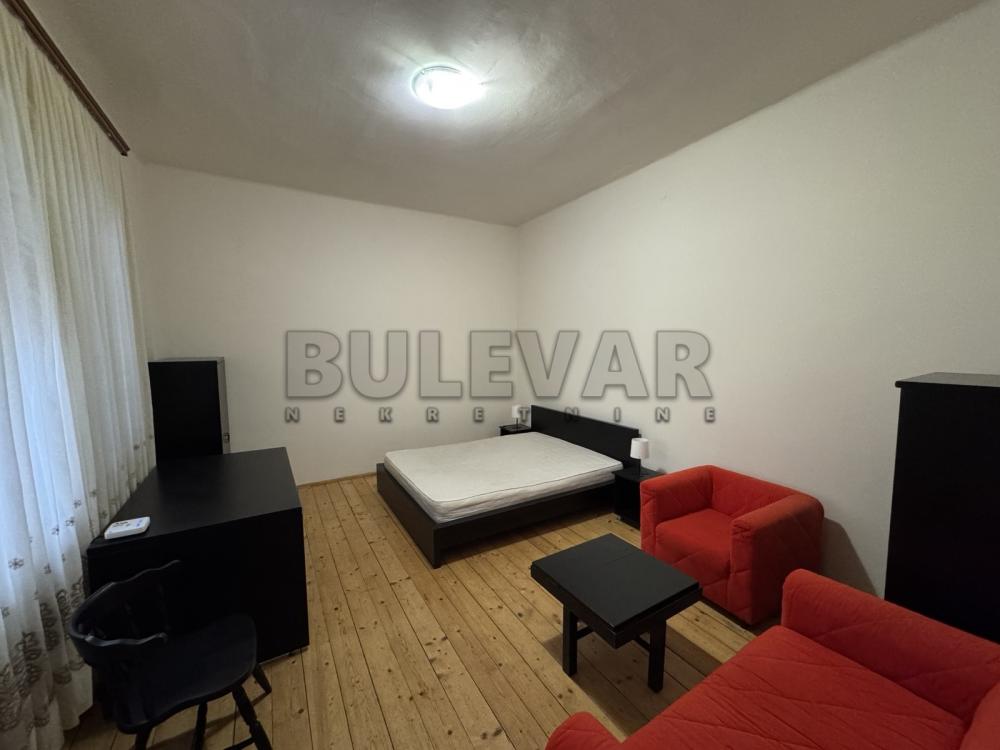 Slika 2 - Vojvode Vuka, Trosoban stan za izdavanje, 62m2, 350€