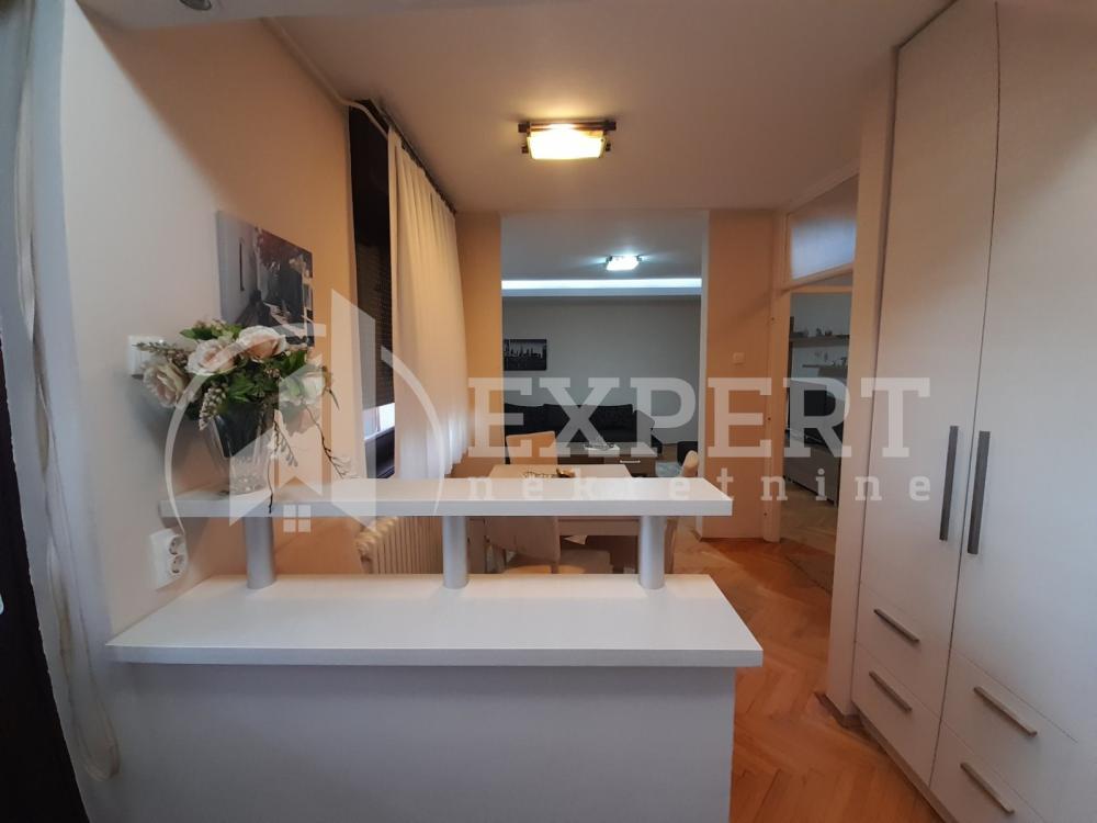 Slika 5 - Jovana Ristića, Trosoban stan za izdavanje, 67m2, 450€