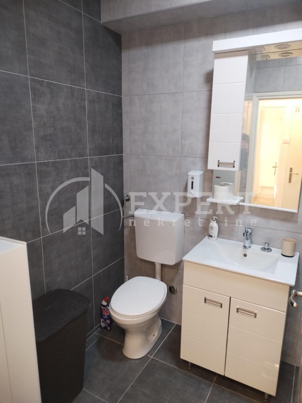 Slika 11 - Strahinjića Bana, Jednosoban stan za izdavanje, 45m2, 450€