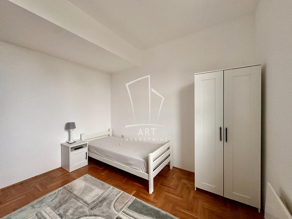 Slika 10 - Kronštatska, Petosoban stan za izdavanje, 151m2, 1.200€