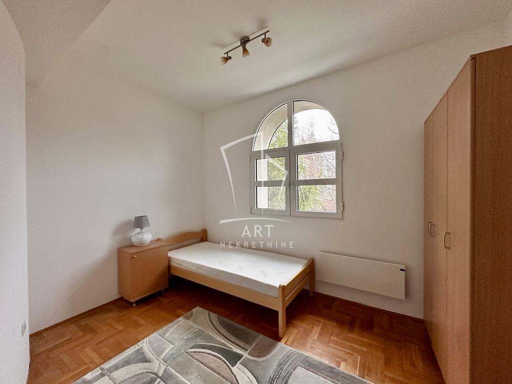 Slika 11 - Kronštatska, Petosoban stan za izdavanje, 151m2, 1.200€