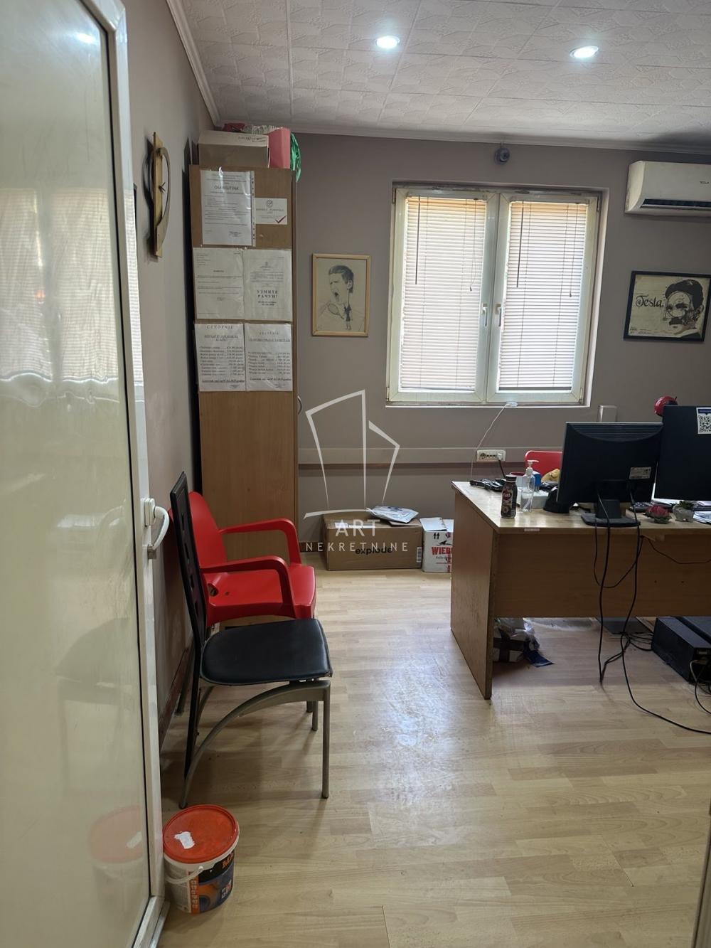 Slika 5 - Cara Dušana,  Lokal na prodaju, 141m2, 289.050€