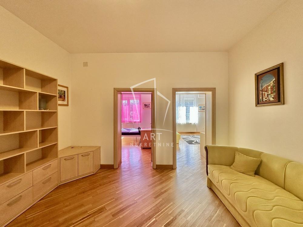 Slika 5 - Ilije Garašanina, Trosoban stan za izdavanje, 92m2, 1.100€