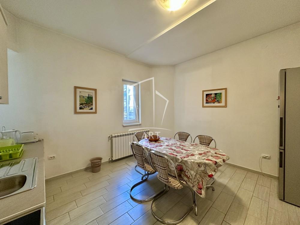 Slika 11 - Ilije Garašanina, Trosoban stan za izdavanje, 92m2, 1.100€