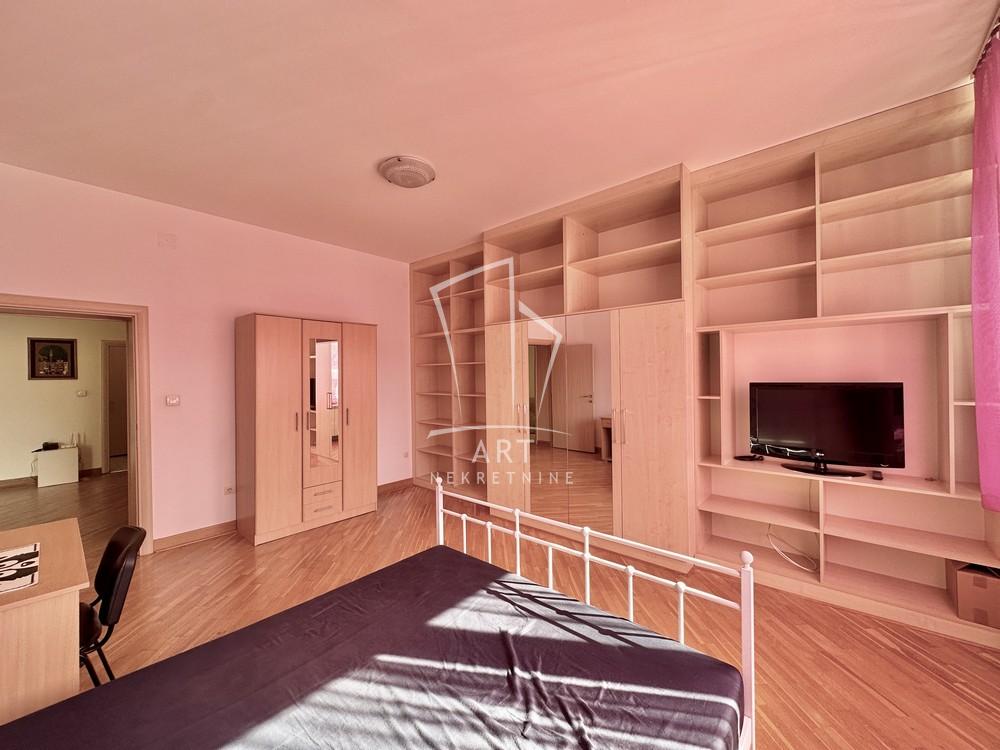 Slika 4 - Ilije Garašanina, Trosoban stan za izdavanje, 92m2, 1.100€