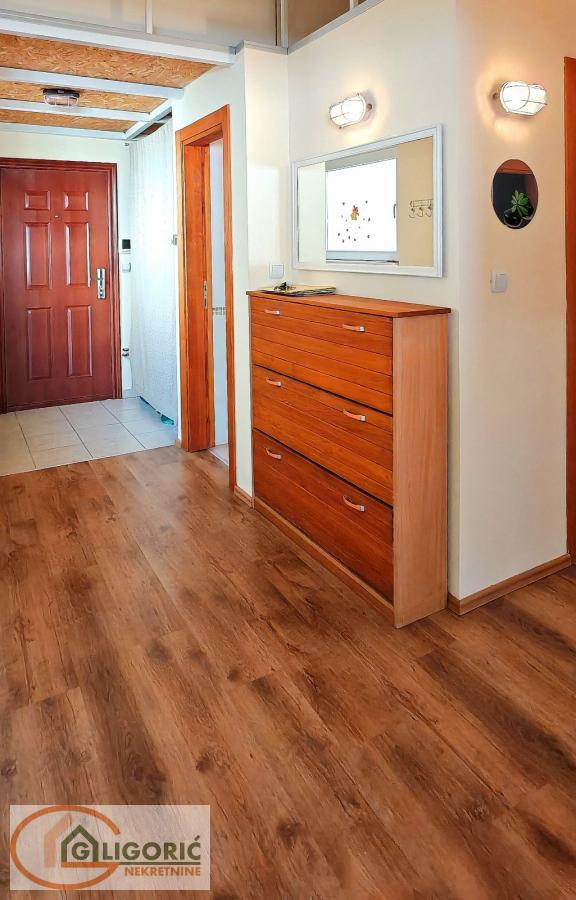 Slika 2 - Četvorosoban stan na prodaju, 112m2, 261.000€