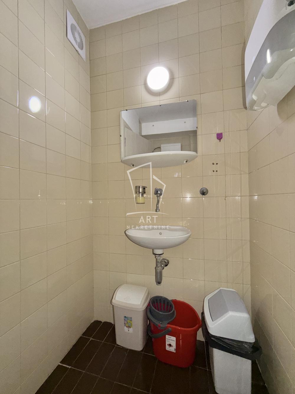 Slika 10 - Danila Lekića Španca,  Lokal za izdavanje, 85m2, 1.200€