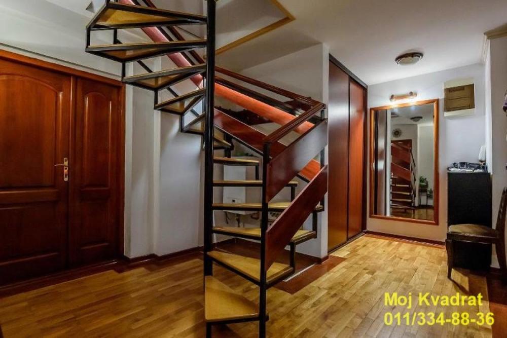 Slika 2 - Četvorosoban stan na prodaju, 104m2, 450.000€