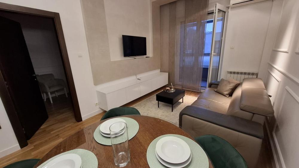 Slika 1 - Dvosoban stan za izdavanje, 48m2, 600€