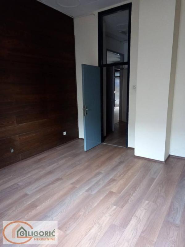 Slika 7 -  Lokal za izdavanje, 210m2, 2.700€