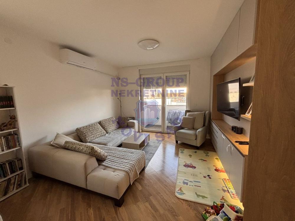 Glavna slika -Četvorosoban stan na prodaju,  82m2, 198.790€