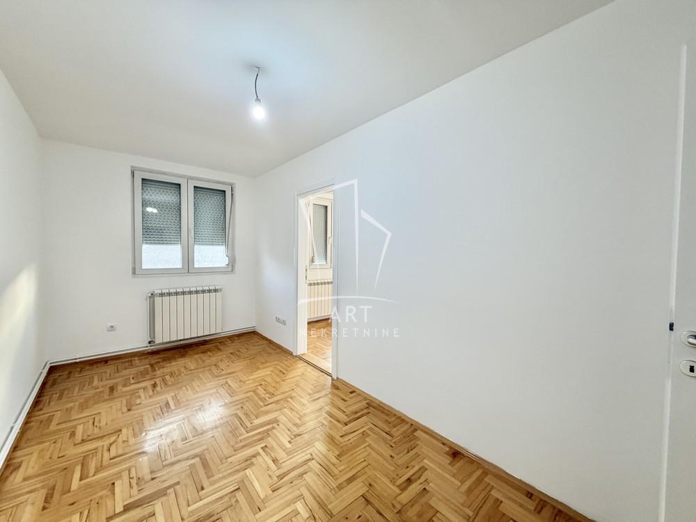 Slika 2 - Marijane Gregoran, Dvoiposoban stan na prodaju, 49m2, 140.000€