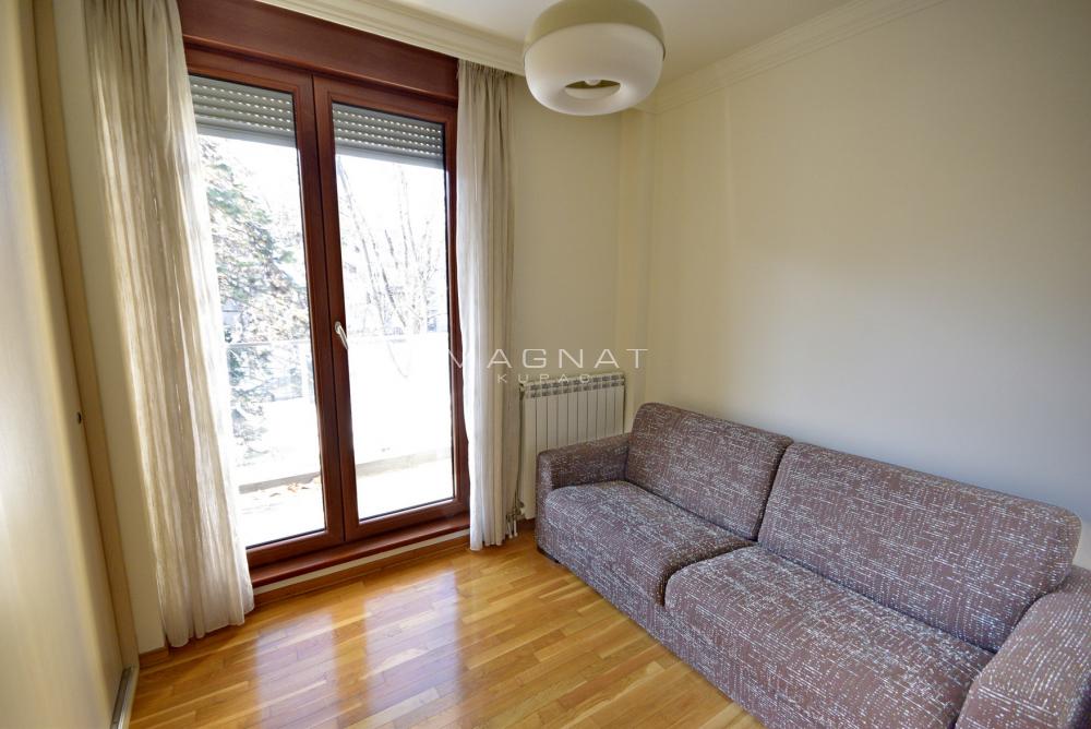 Slika 8 - Veljka Lukića-Kurjaka, Trosoban stan za izdavanje, 85m2, 1.500€