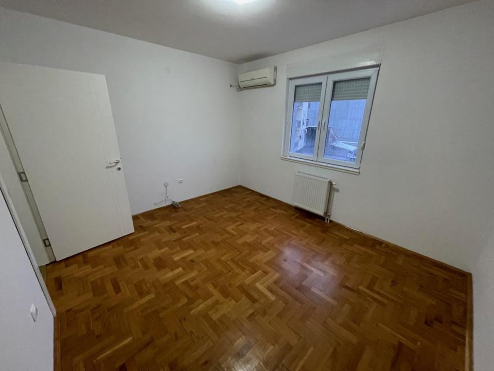 Slika 7 - Dvosoban stan za izdavanje, 50m2, 500€