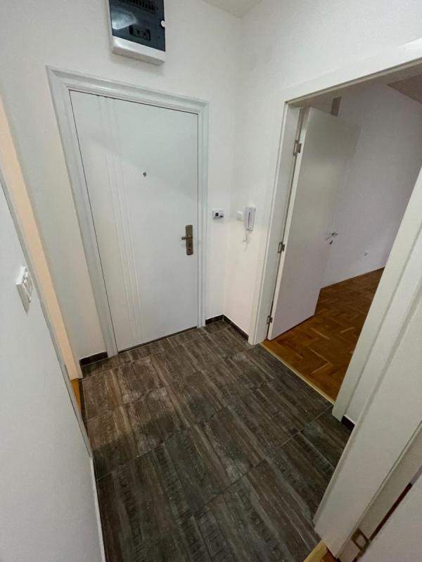 Slika 9 - Dvosoban stan za izdavanje, 50m2, 500€