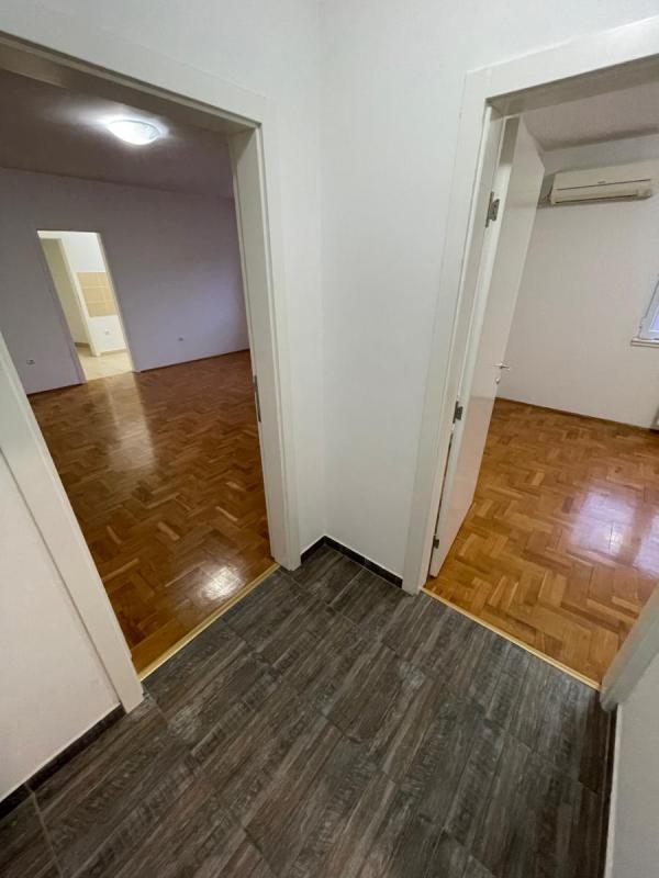 Slika 5 - Dvosoban stan za izdavanje, 50m2, 500€