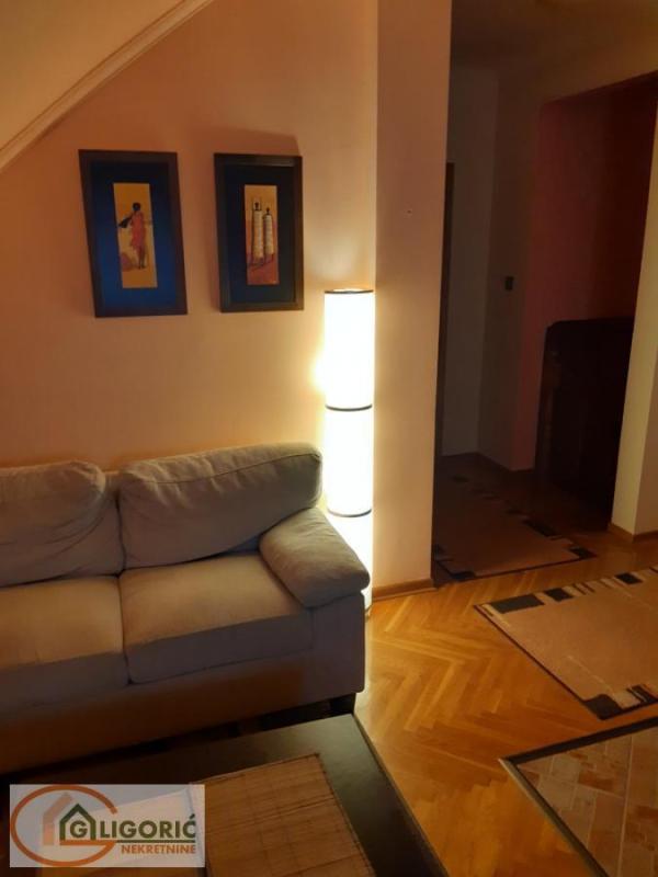 Slika 1 - Vidikovački Venac, Petosoban stan na prodaju, 119m2, 222.000€