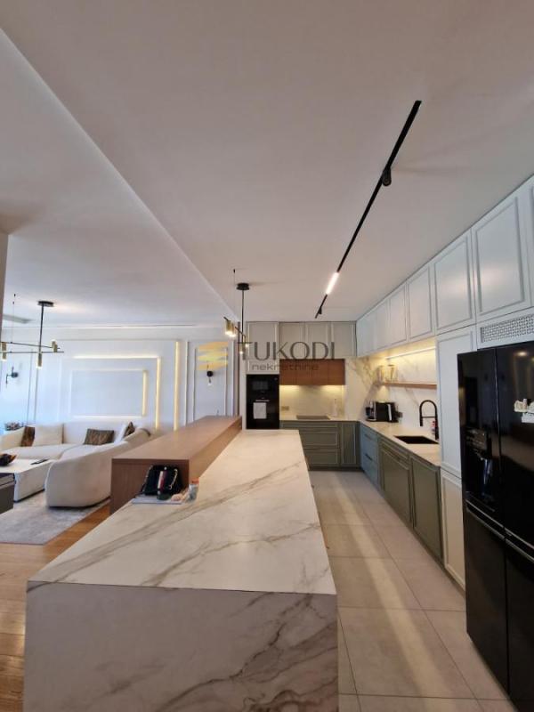 Slika 6 - Petosoban stan na prodaju, 165m2, 790.000€