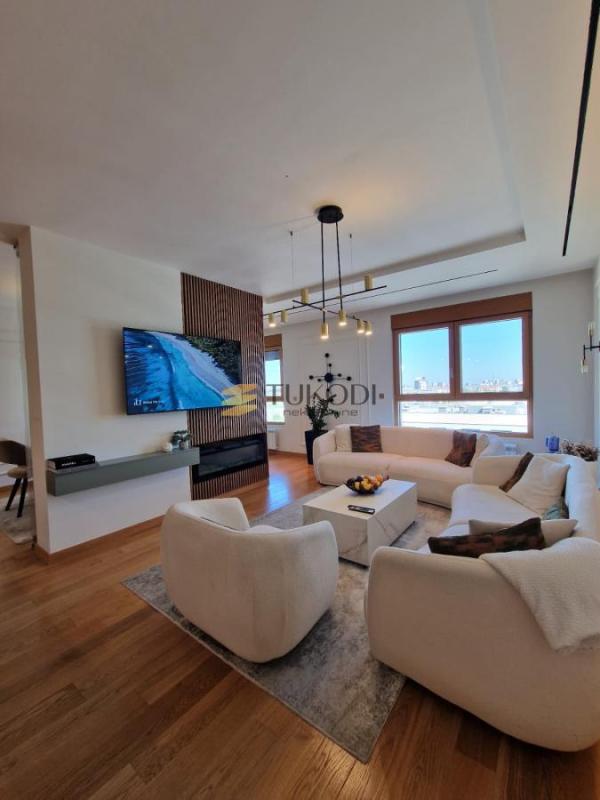 Slika 1 - Petosoban stan na prodaju, 165m2, 790.000€