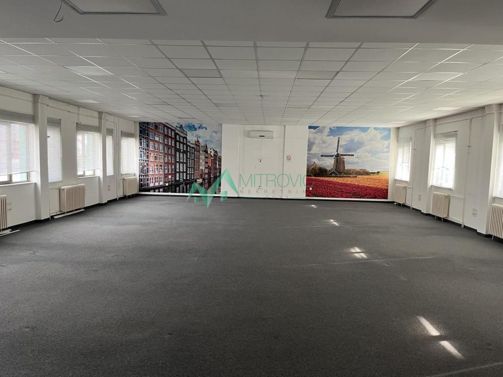 Glavna slika - Lokal za izdavanje, 1050m2, 10.000€
