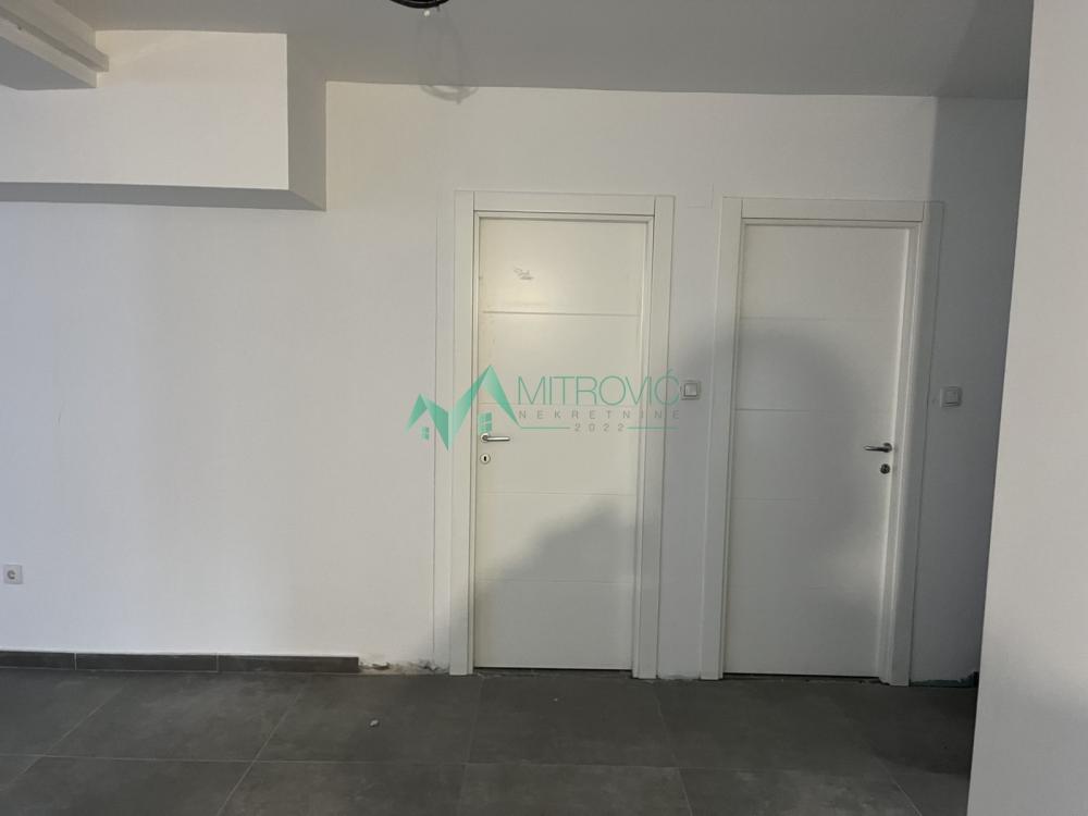 Slika 7 -  Lokal na prodaju, 306m2, 978.500€