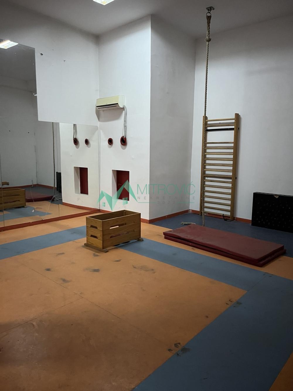 Slika 3 -  Lokal na prodaju, 457m2, 941.400€