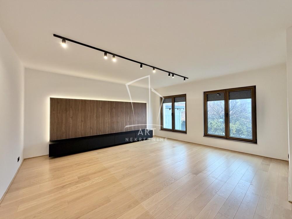 Slika 1 - Sazonova, Petosoban stan za izdavanje, 152m2, 1.950€