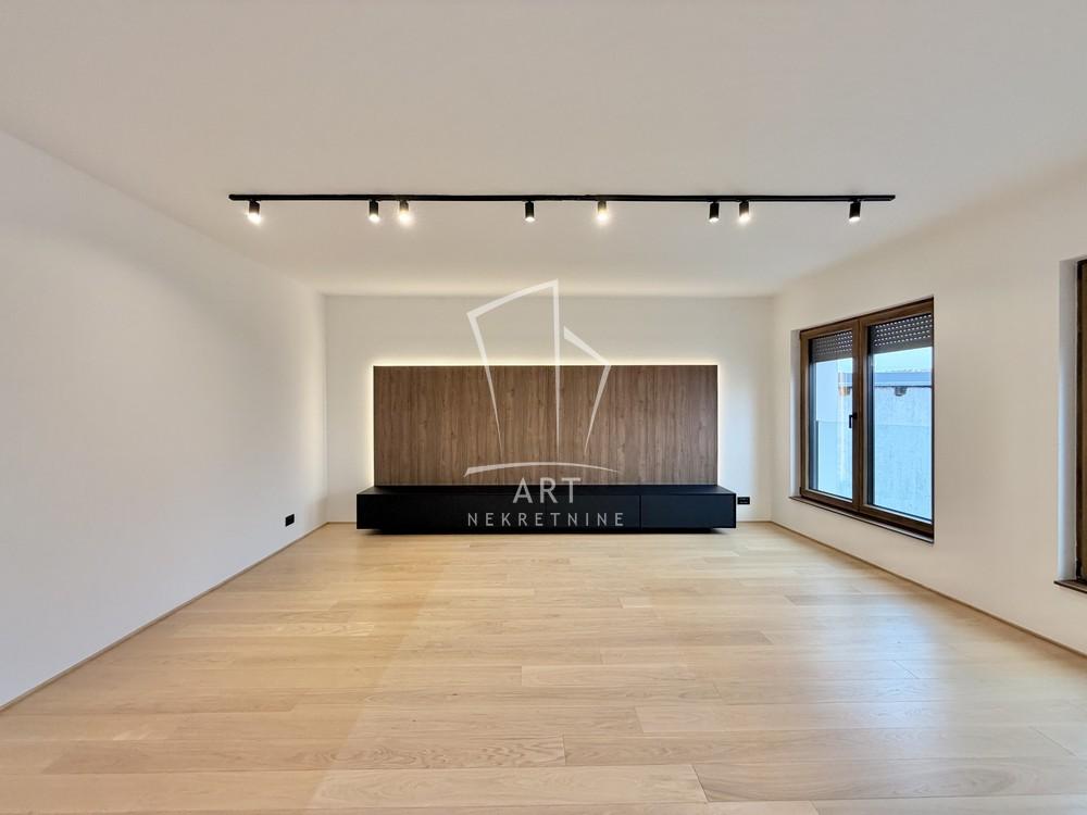 Slika 2 - Sazonova, Petosoban stan za izdavanje, 152m2, 1.950€