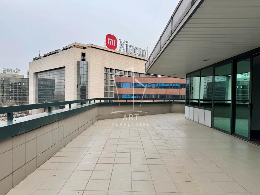 Slika 1 - Vladimira Popovića,  Lokal za izdavanje, 247m2, 3.710€