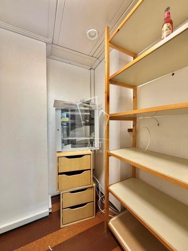 Slika 5 - Vladimira Popovića,  Lokal za izdavanje, 247m2, 3.710€