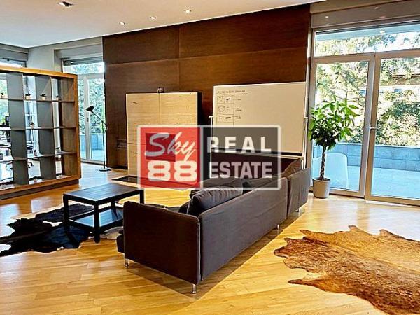 Glavna slika - Kuća na prodaju, 920m2, 9.500.000€