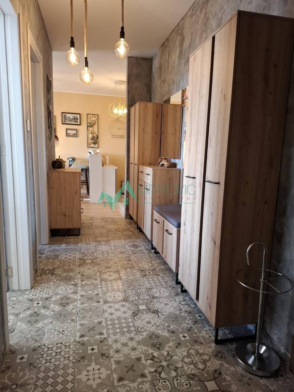 Slika 9 - Dvoiposoban stan na prodaju, 59m2, 185.400€