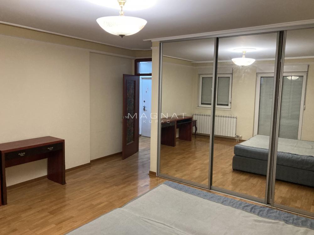 Slika 9 - Đorđa Kratovca, Dvosoban stan na prodaju, 69m2, 229.900€