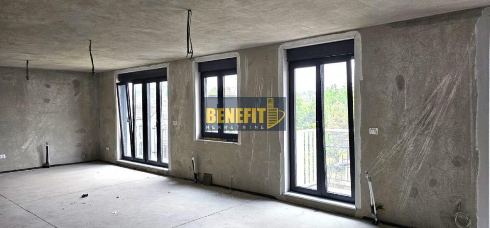 Slika 2 -  Lokal za izdavanje, 256m2, 3.500€