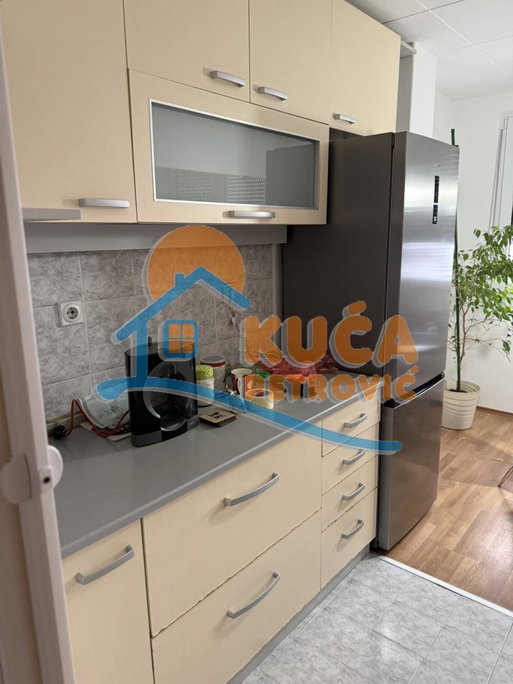 Slika 7 - Bulevar Nemanjića, Jednoiposoban stan za izdavanje, 49m2, 400€